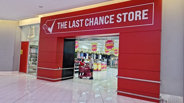 Massmart's Last Chance Store is a real winner with bargain-hungry customers
